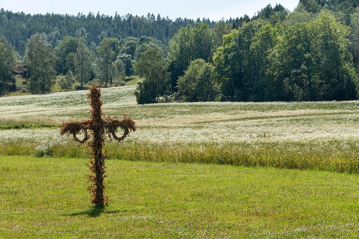 Midsommar in Schweden: Was du wirklich erwartet und wie du dabei sein kannst